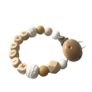 attache-tetine-personnalise-bois moutarde