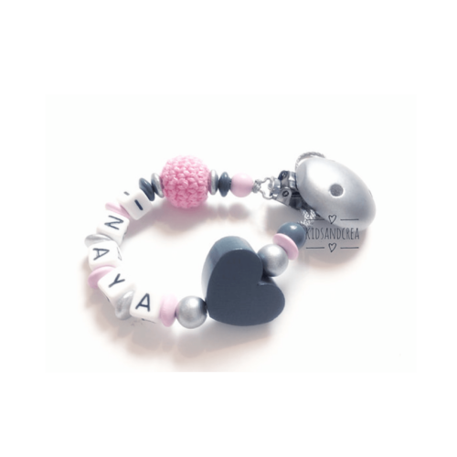 Attache tetine coeur et boule crochet rose pour fille