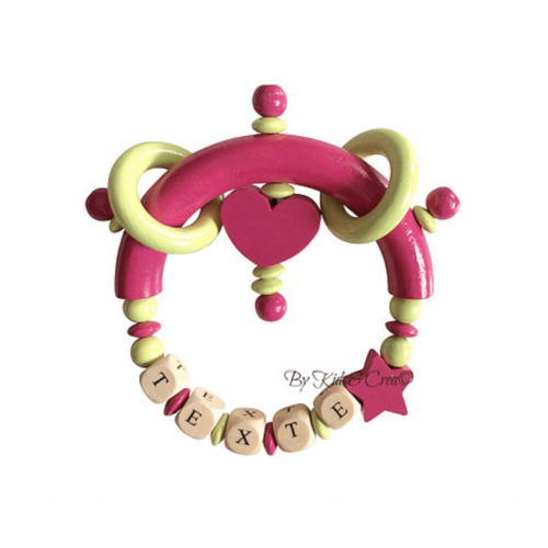 hochet bois bébé personnalisé rose anis