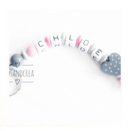 porte clés en bois prénom au choix motif coeur Chloe